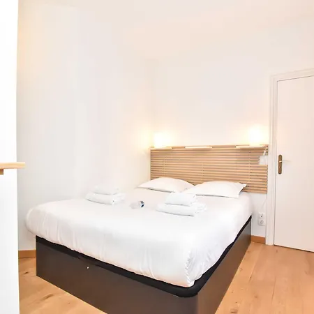 Rare Golden Triangle Amazing 1br With Terrace Office - Bail Mobilite * Paris