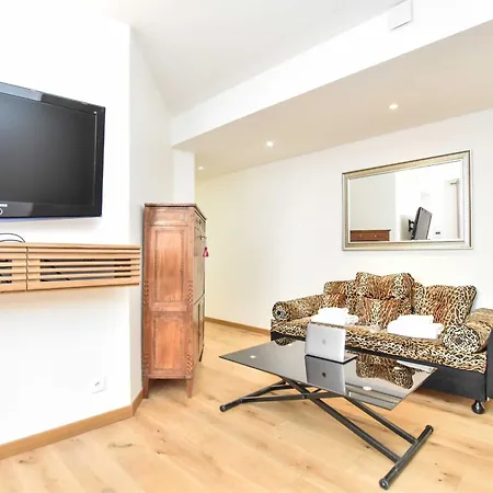 Rare Golden Triangle Amazing 1br With Terrace Office - Bail Mobilite *