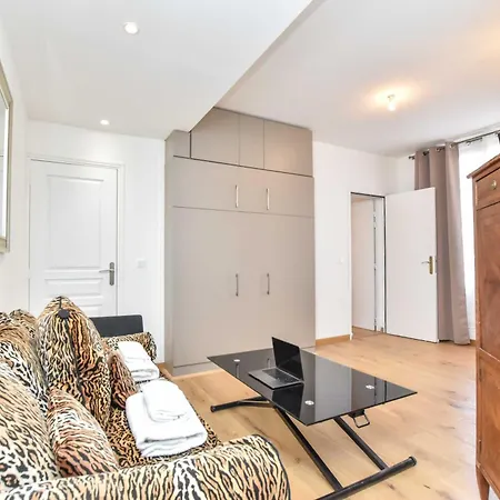 Rare Golden Triangle Amazing 1br With Terrace Office - Bail Mobilite * Parigi