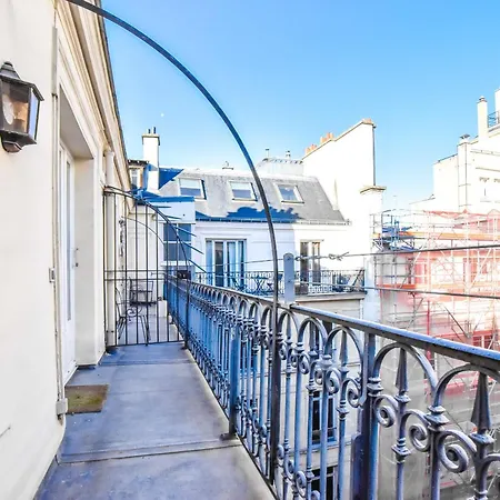 Appartamento Rare Golden Triangle Amazing 1br With Terrace Office - Bail Mobilite *